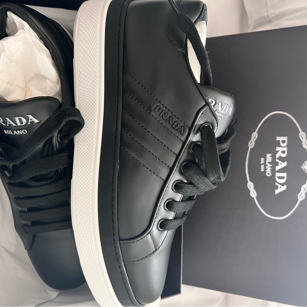 Women Prada sneakers - Picture 3 of 4